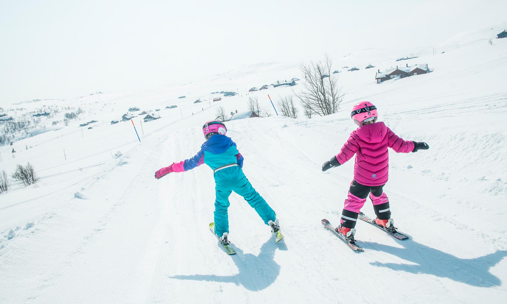 Kids on skis