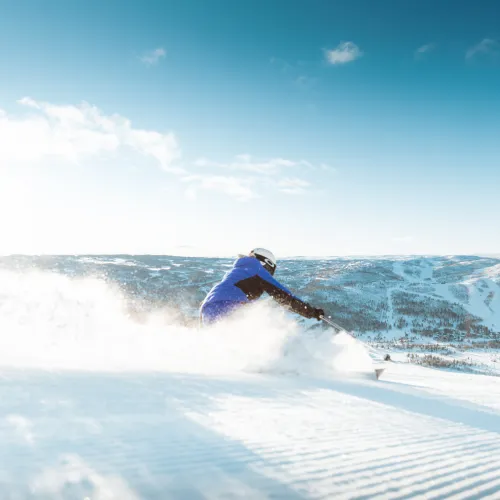 SkiGeilo carving bilde i sol