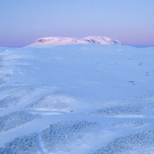 Hallingskarvet på vinterstid i soloppgang