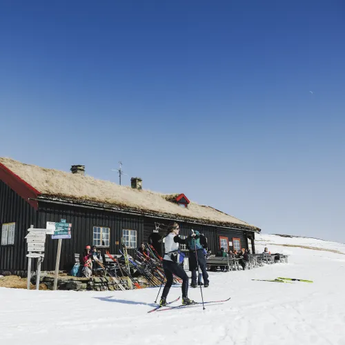 Tuva Turisthytte 2025 påske utenfor