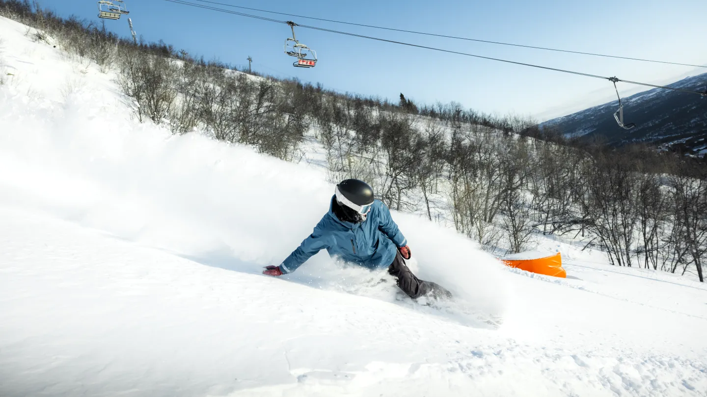Pudderkjøring på Geilo Snowboarder