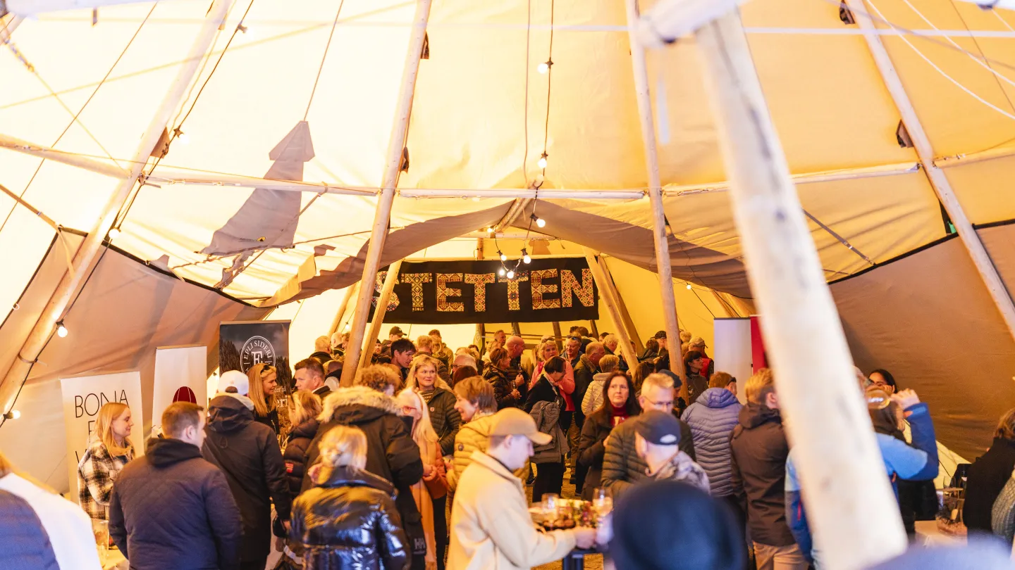 Stetten 2024 oversiktsbilde i telt