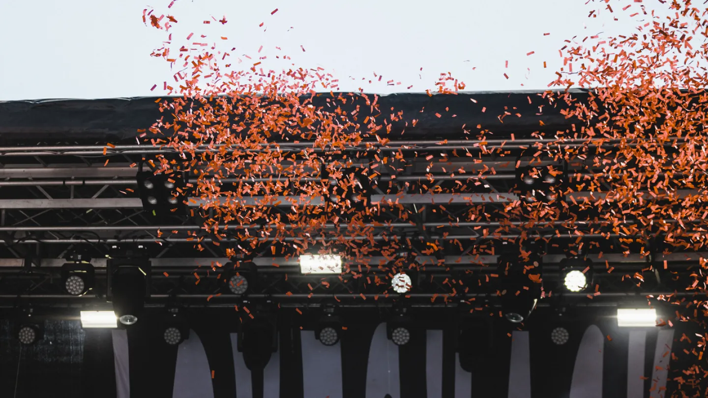 Geilos største påskeparty scene konfetti 2025